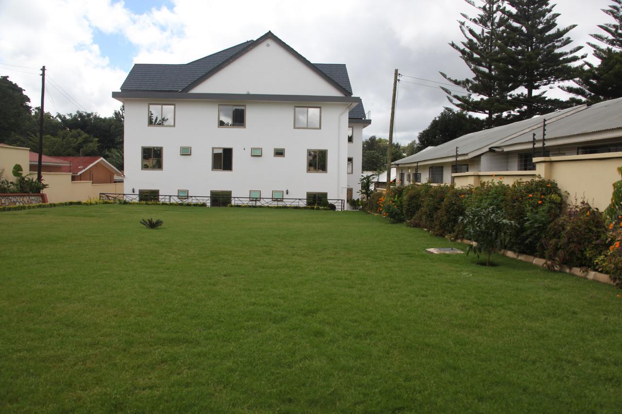 Merves Hotel Arusha Exterior photo