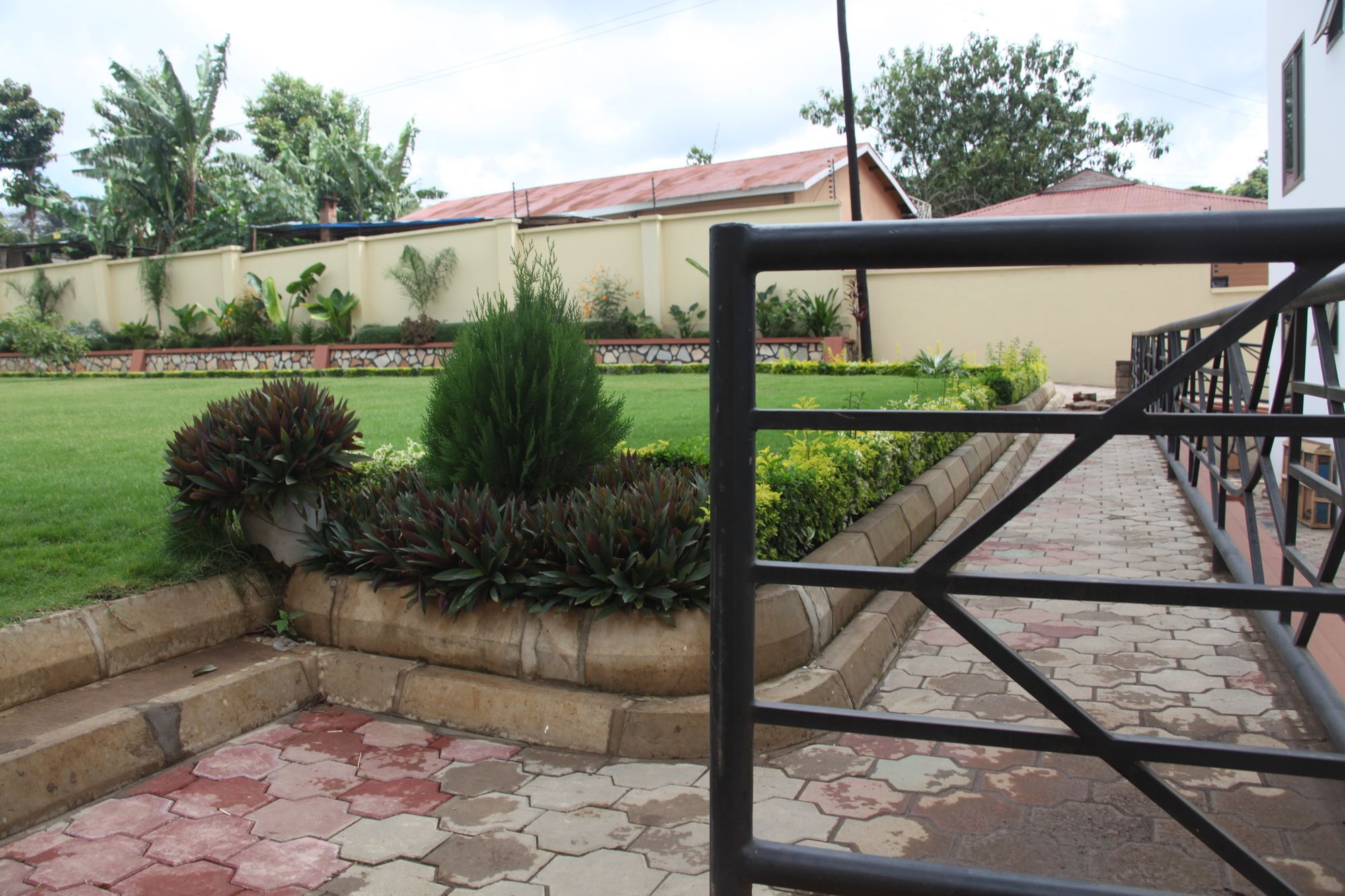 Merves Hotel Arusha Exterior photo